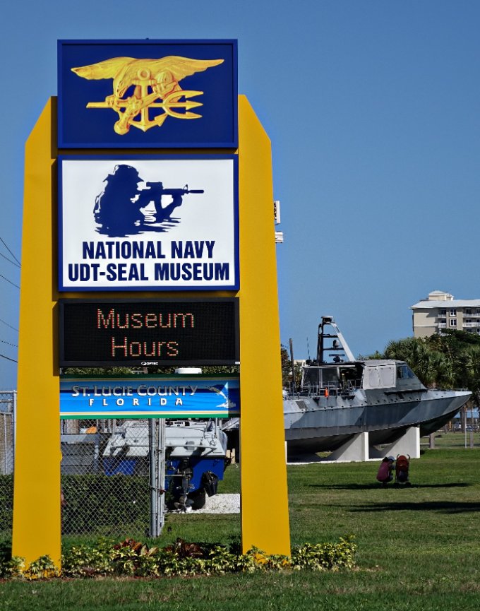 NAVY SEAL MEMORIAL Real Stone Monuments