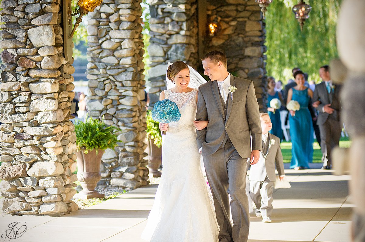 fun candid ceremony moments albany wedding photographer