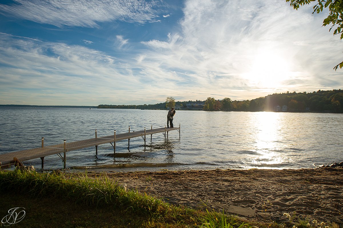 gorgeous engagement sunset photo, saratoga lake sunset
