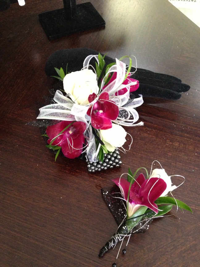 fresh flower wrist corsage