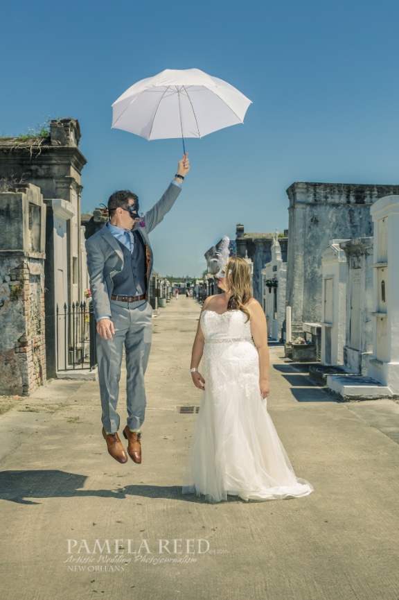 Valentines Day Elopement Offer in New Orleans - Elopement Photography