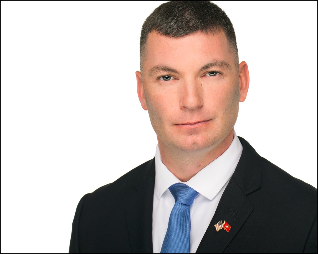 Bluffton Headshots: Raymond