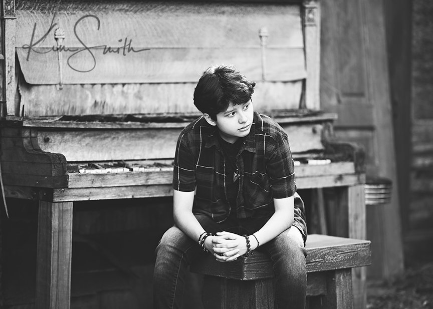 Kacie-Carrollton-Class of 2025-Senior-Pictures-Birch Run-Michigan-Photographer