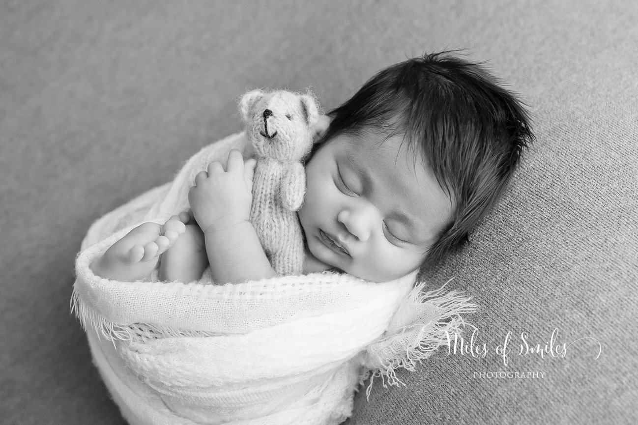 Neil's Studio Newborn Session {Austin Newborn Photographer}    