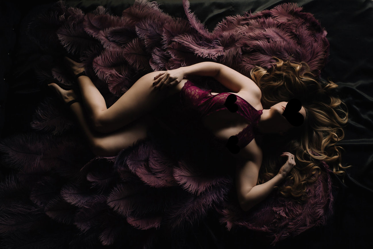 Mr. & Mrs. L's Couples Boudoir Session