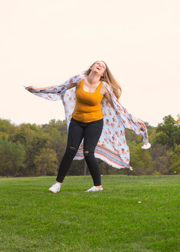 Clinton Iowa Senior Pictures, Pix Along The Way, Greg, Prince of Peace