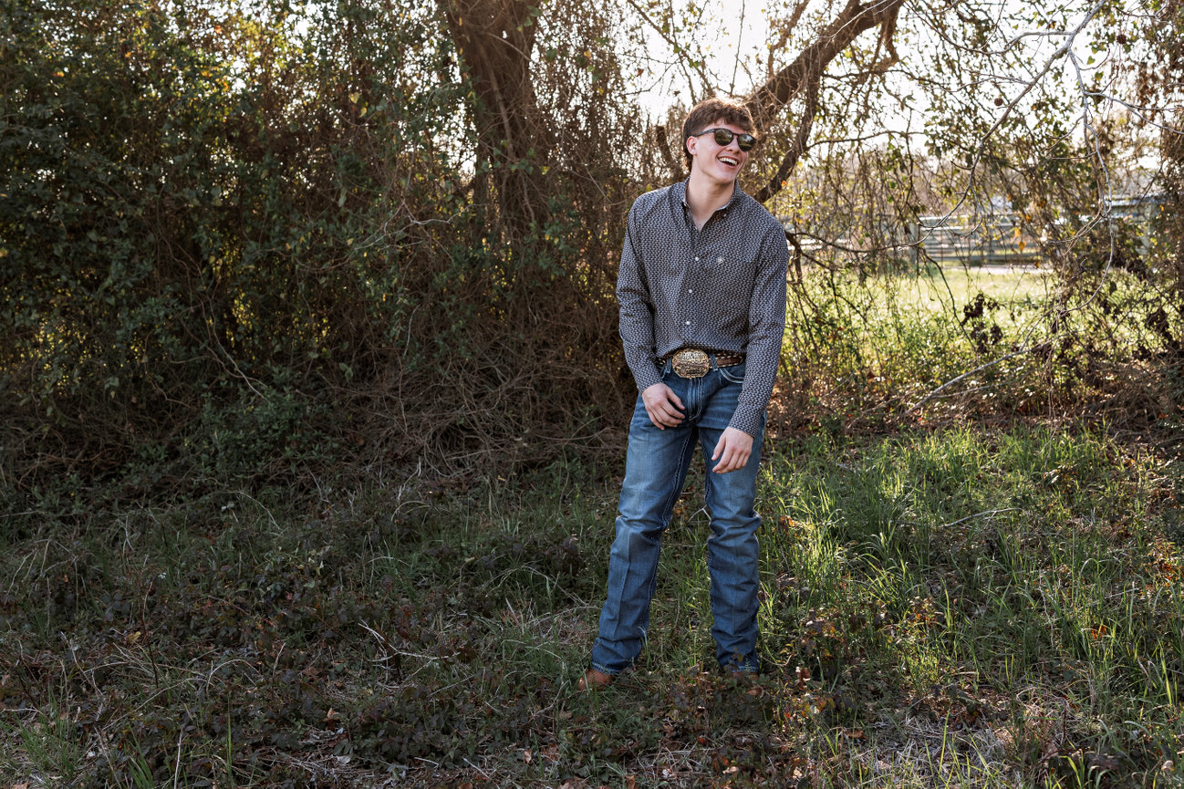 Easton-Conroe Senior Photographer