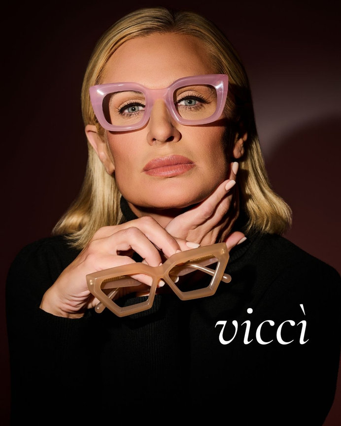 What Does a Commercial License for Photo Use Really Mean? A Guide for Brands