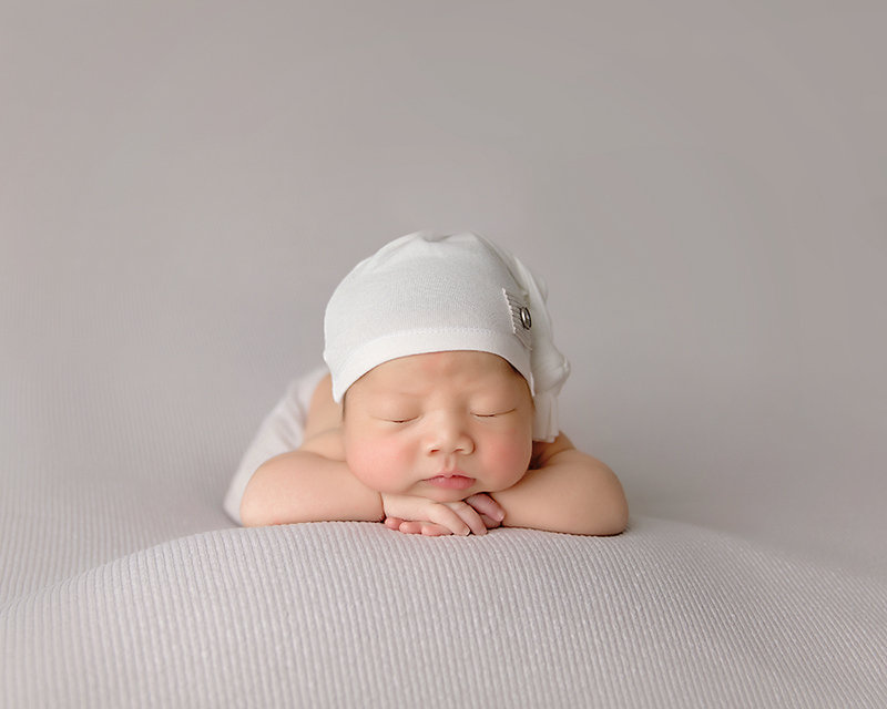 Newborn Photography in Naples, Florida by Maxine Evans