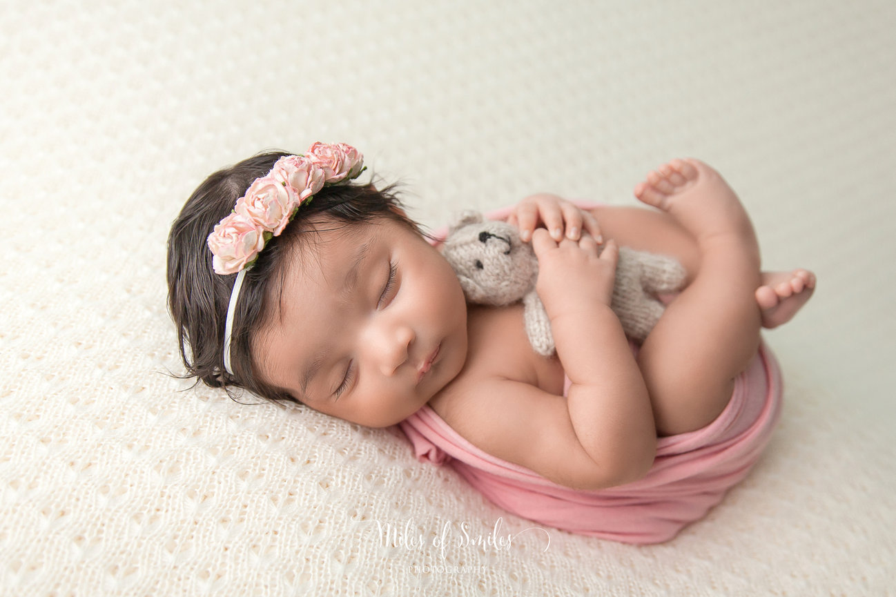 Alayna's Studio Newborn Session {Austin Newborn Photographer}