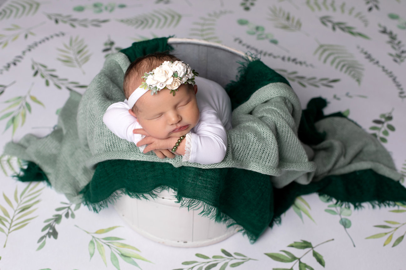 Hailee's Studio Maternity Session - Augusta, Wisconsin