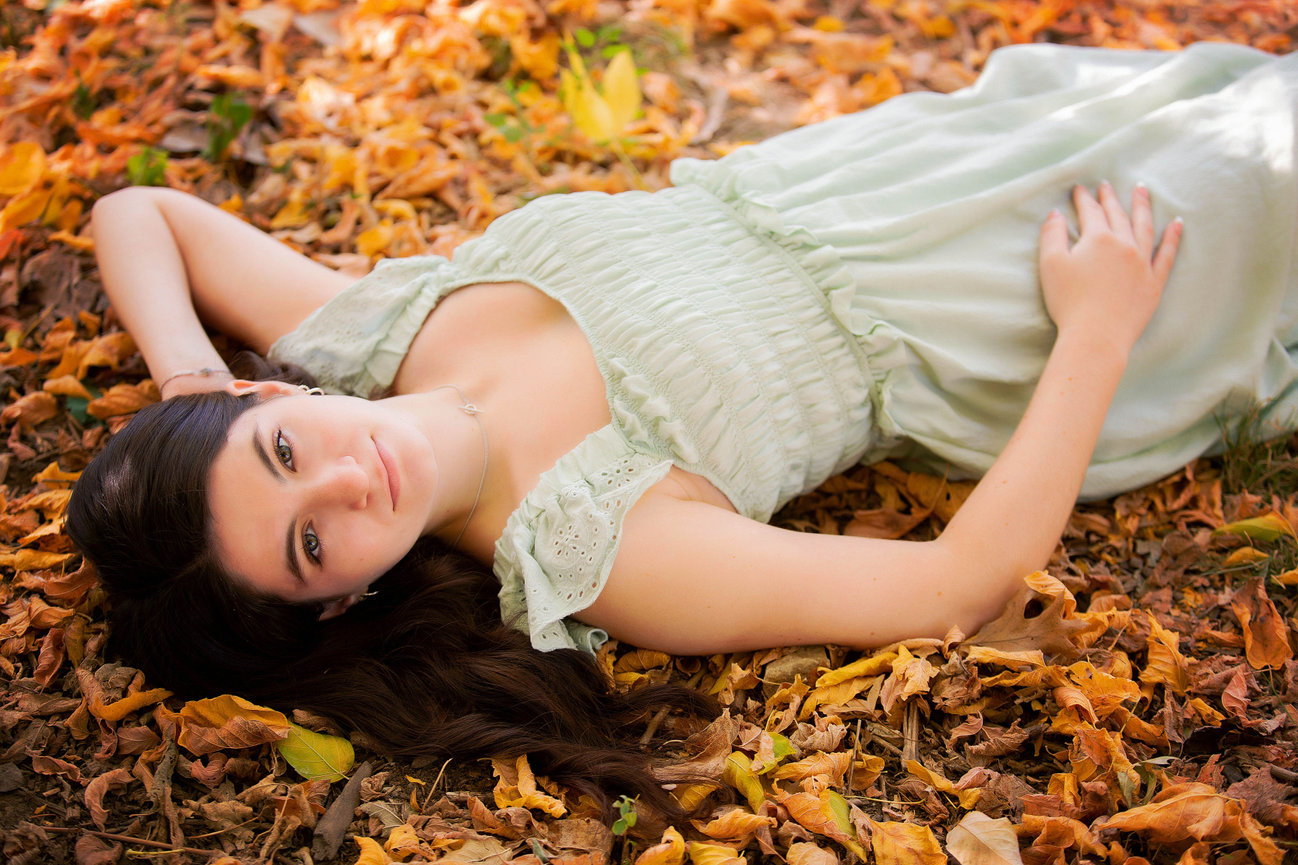 Emily’s Tropical and Creekside Senior Session, Senior Portraits in Columbia MO