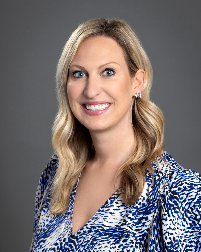 Cleveland headshot photographer