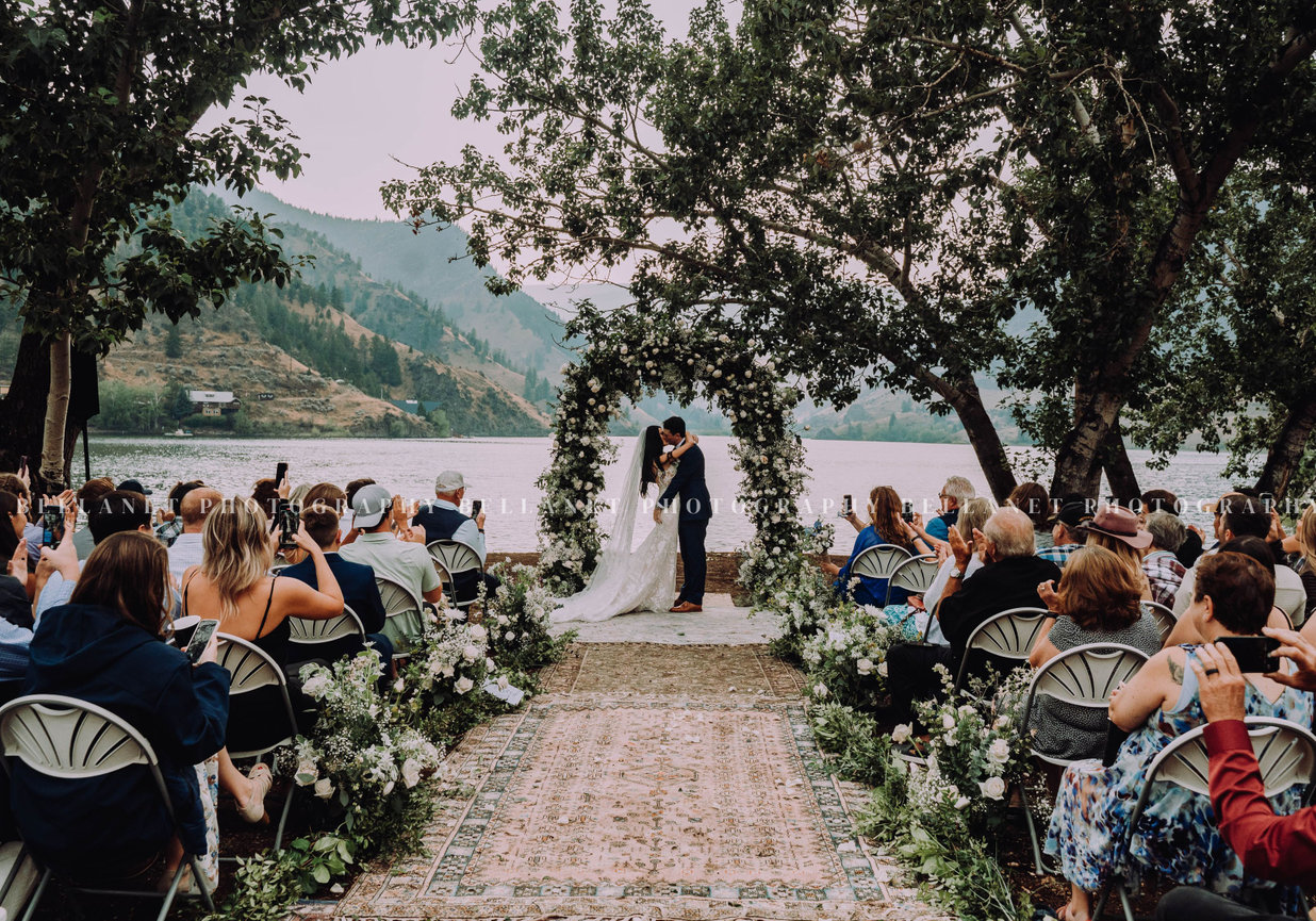 Nick and Eva Sweet Water Hollow Salmon Idaho Idaho Wedding