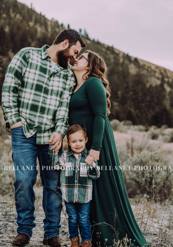 Western Couple Winter Session Salmon Idaho Photographer