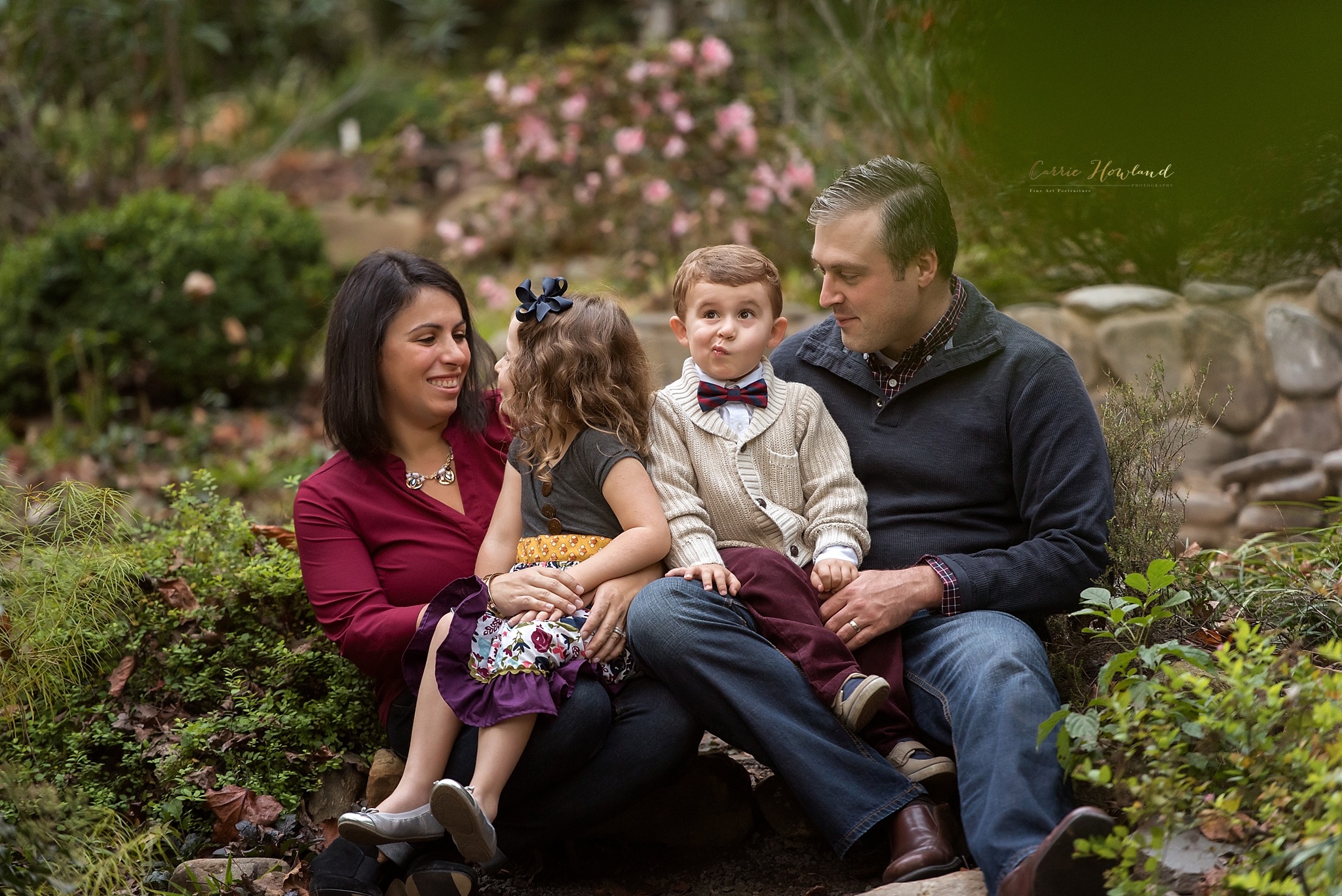 Charlotte Family Photographer / Fun In The Gardens