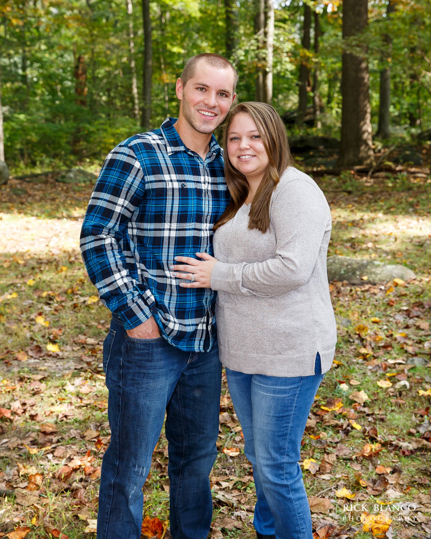 Fall outdoor engagement portraits - blancophotography.com