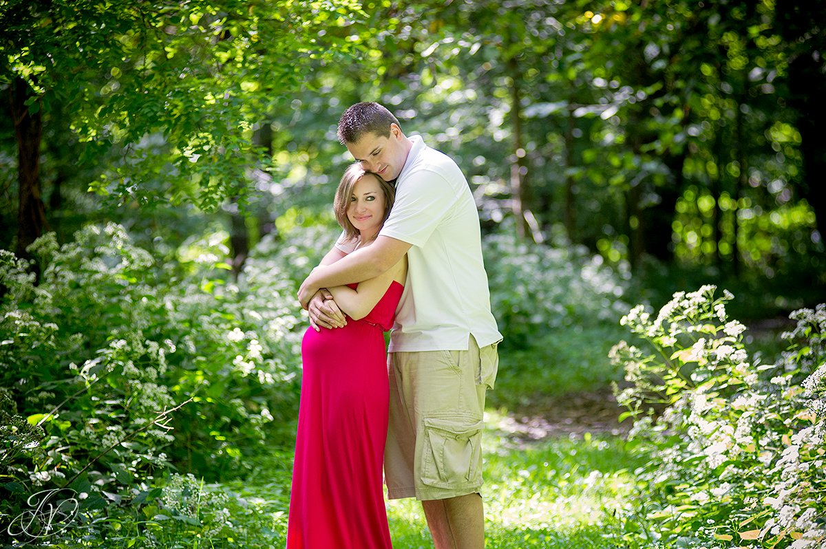 beautiful mother to be maternity photo, albany maternity photography, albany maternity photographer, john boyd thacher state park