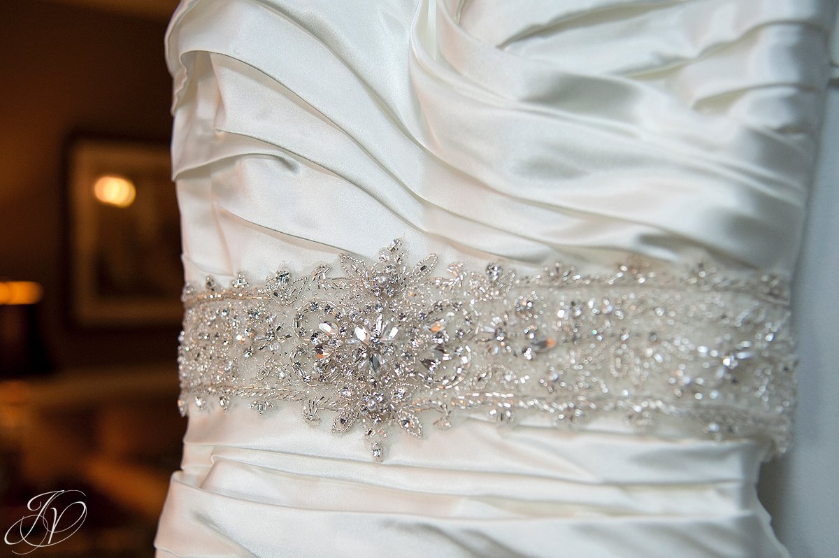 The Glen Sanders Mansion, Albany Wedding Photographer, wedding dress, wedding dress details