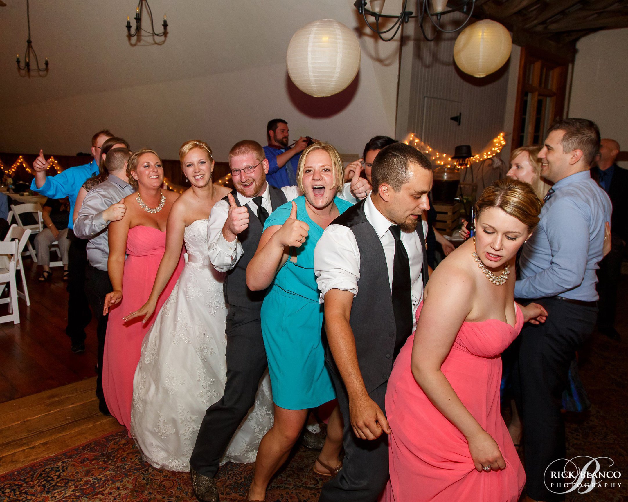 Rustic wedding at Stonebrook Farm in Perkasie