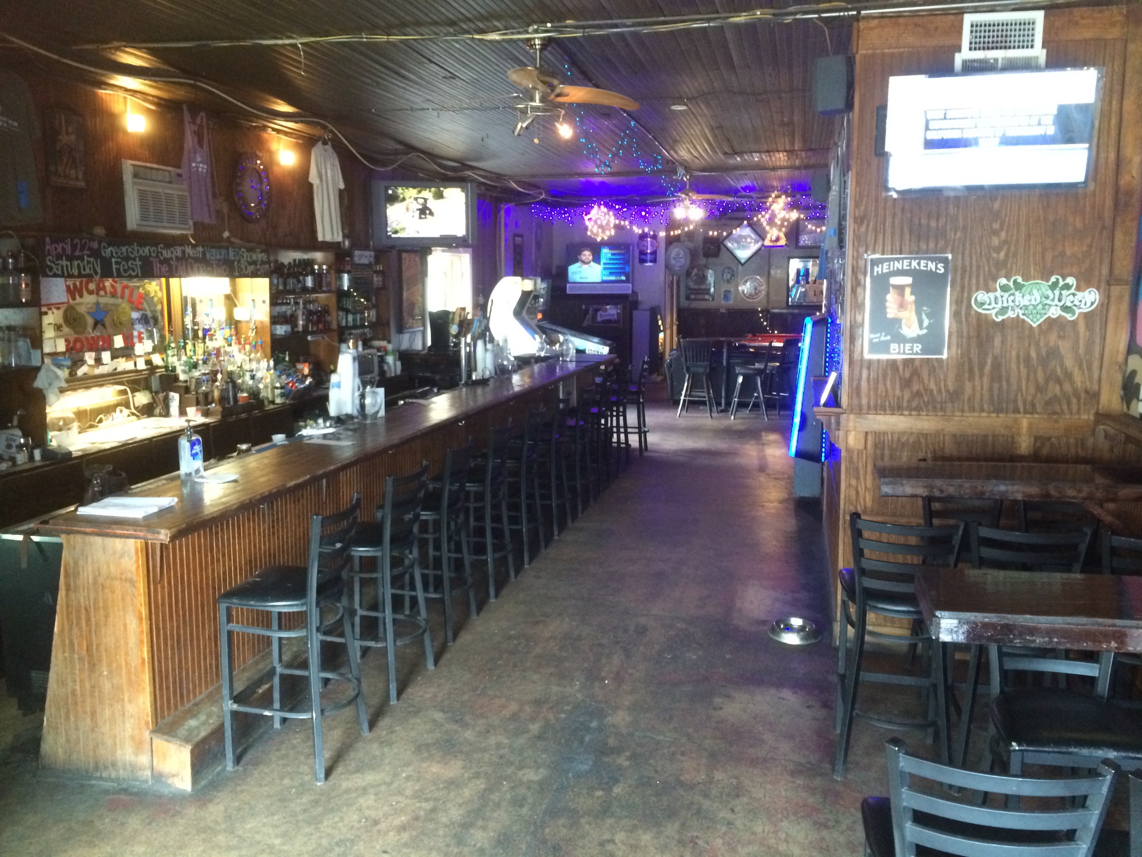 Downtown Greensboro Bar | Westerwood Tavern