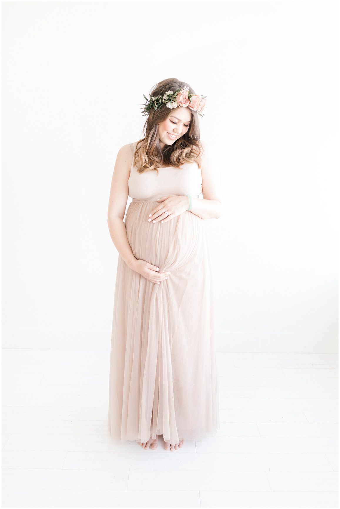 maternity photography in studio//los angeles Newborn Photography Los Angeles Baby & maternity