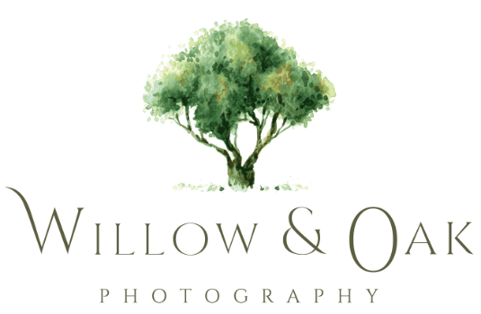 Willow & Oak Photography Logo