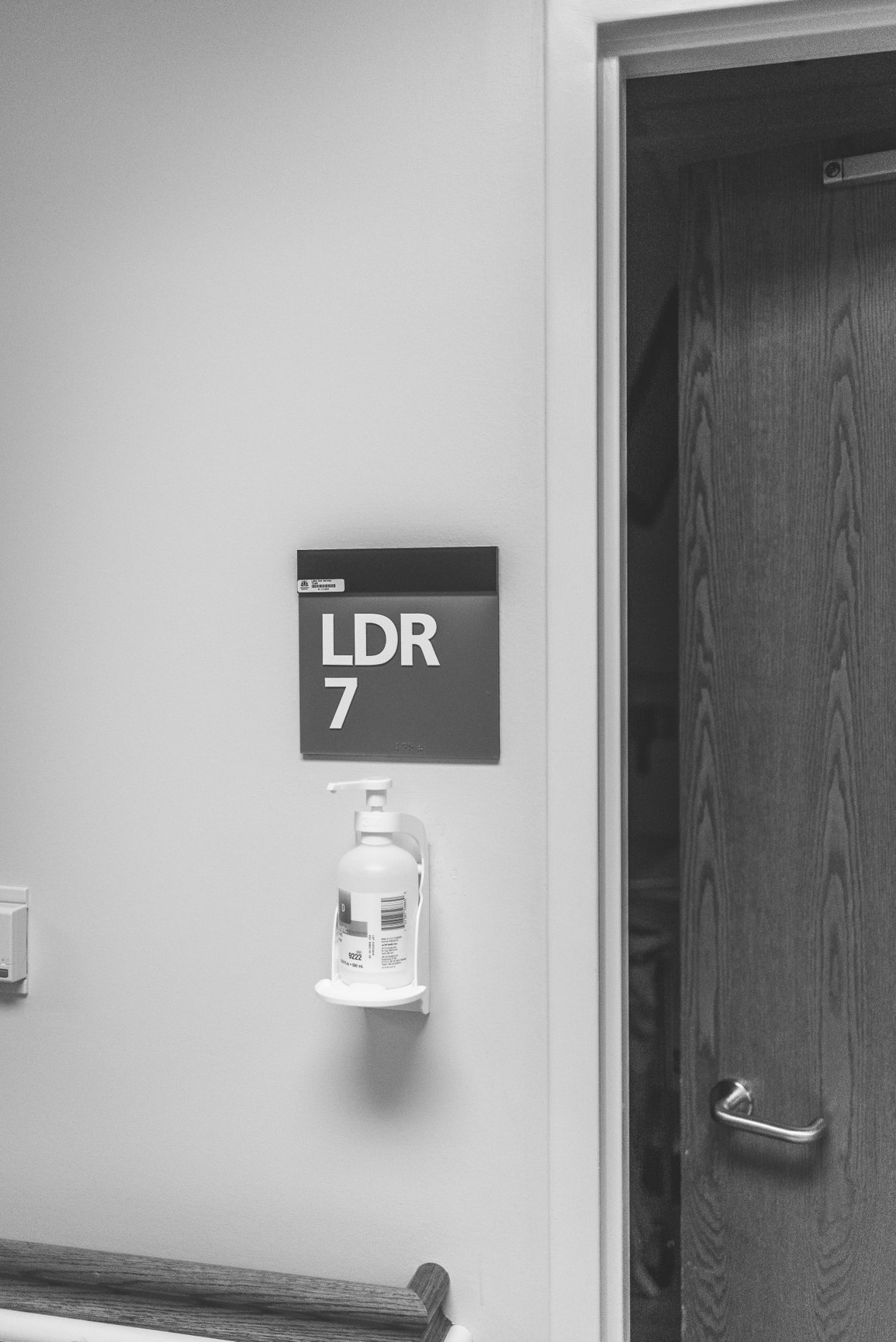 Hospital Bag Checklist What to pack {or not} for the hospital Meghan Hess Photography Utah