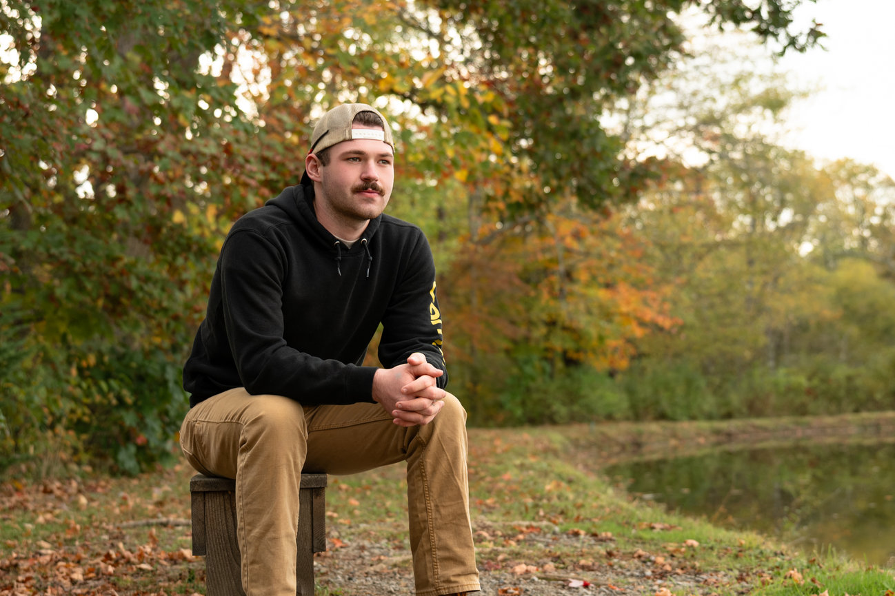 outdoor senior guy pictures boyers pa
