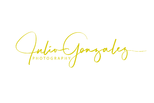 Julio Photography at Margos Logo