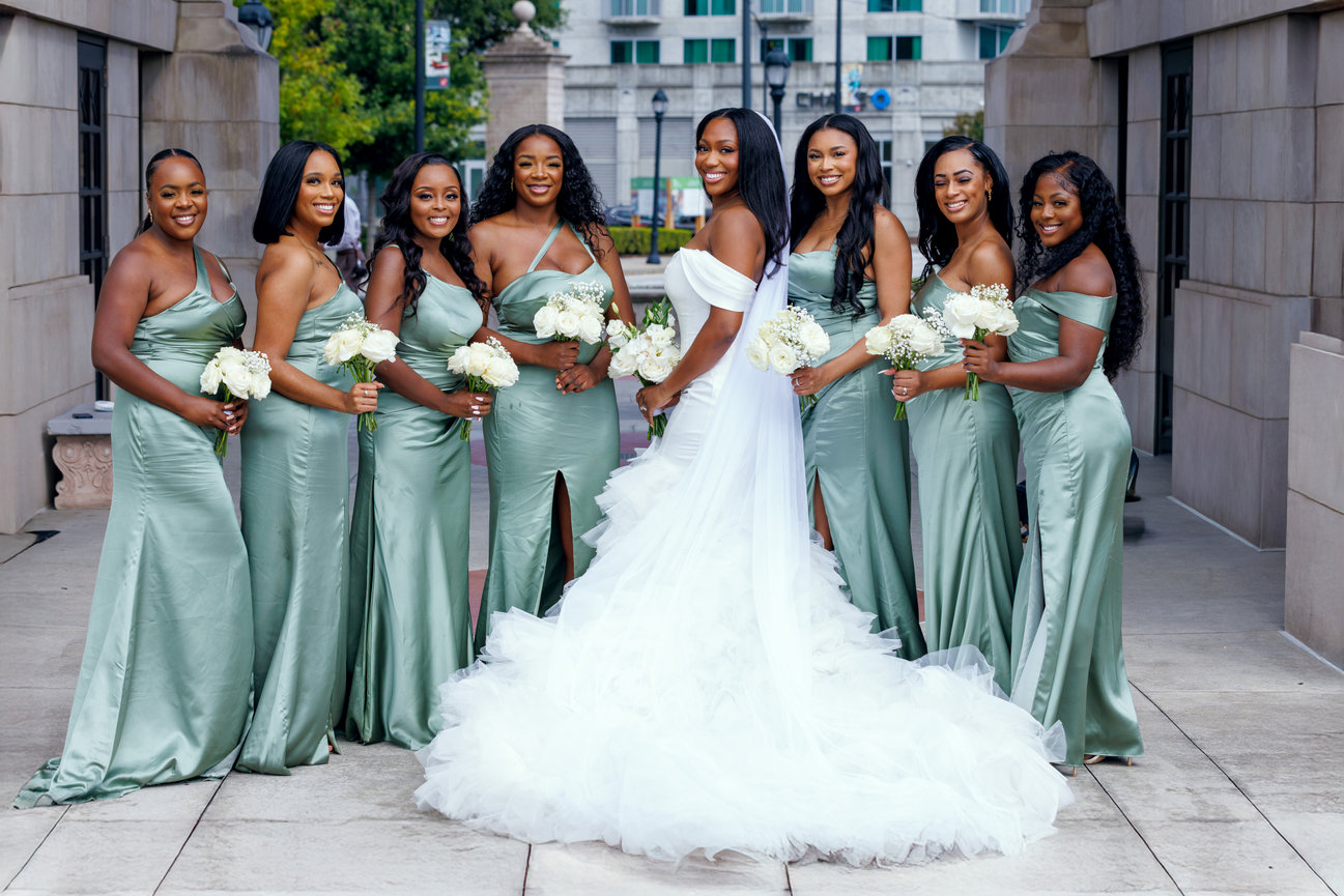 Timeless wedding and engagement photography