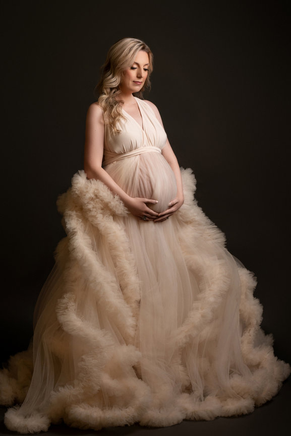 maternity photography orlando, maternity photographer in orlando, maternity portraits near me