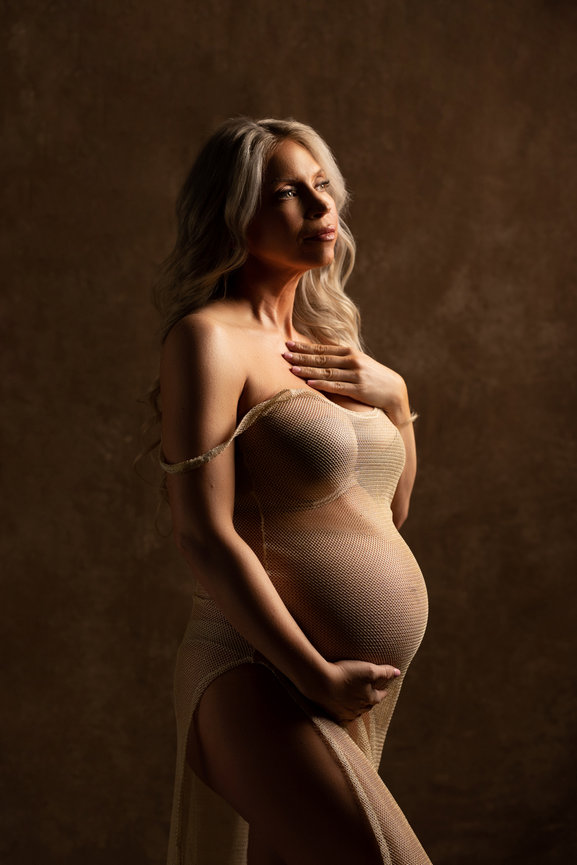 maternity photography orlando, maternity photographer in orlando, maternity portraits near me