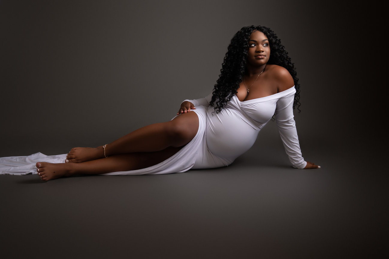 maternity photography orlando, maternity photographer in orlando, maternity portraits near me