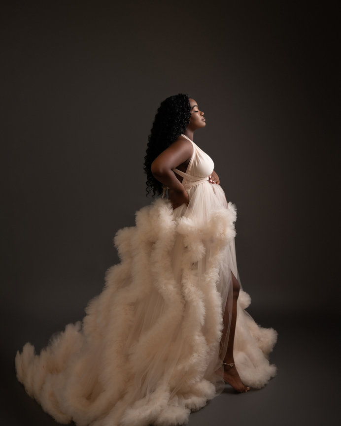 maternity photography orlando, maternity photographer in orlando, maternity portraits near me