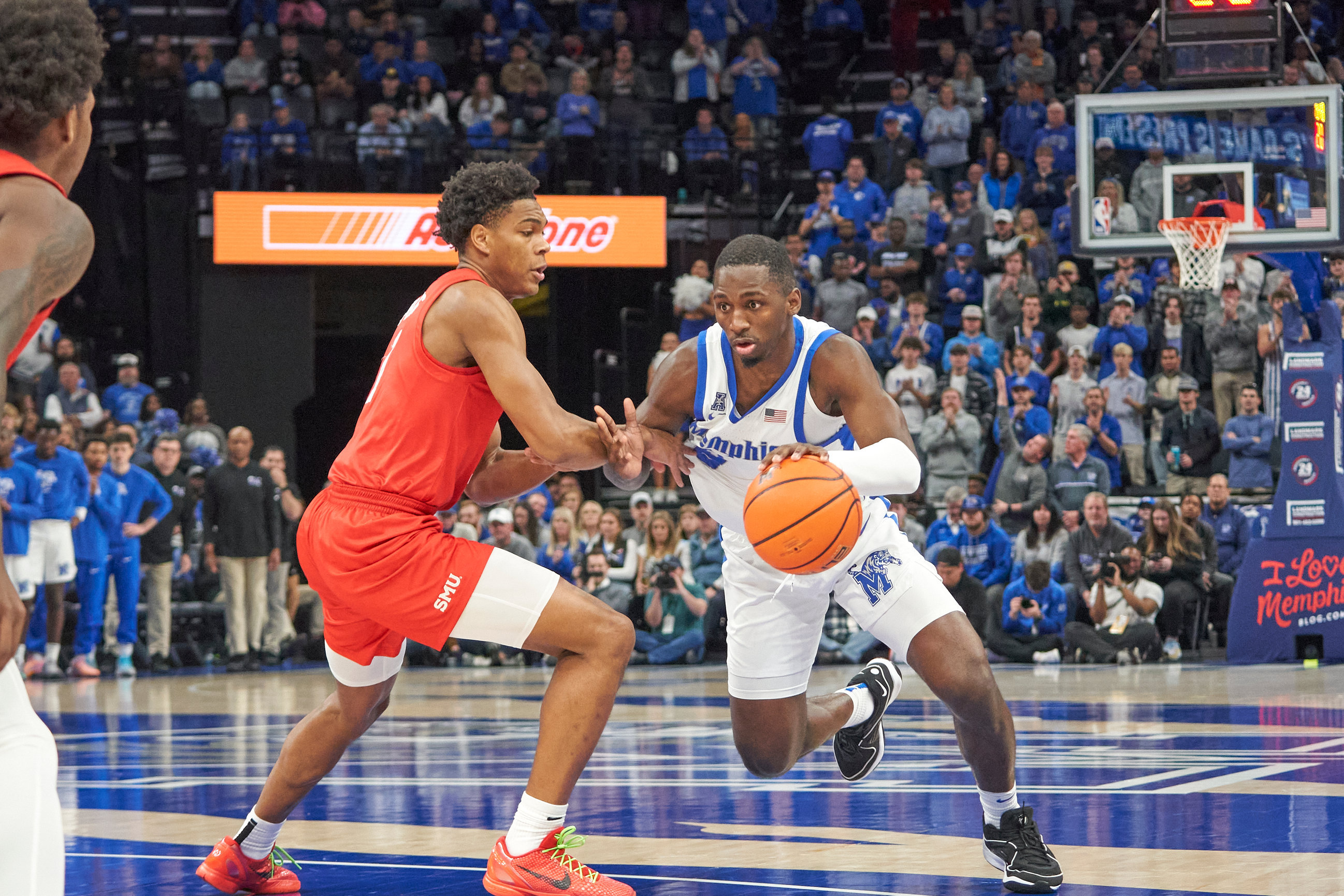 Memphis Tigers basketball action
