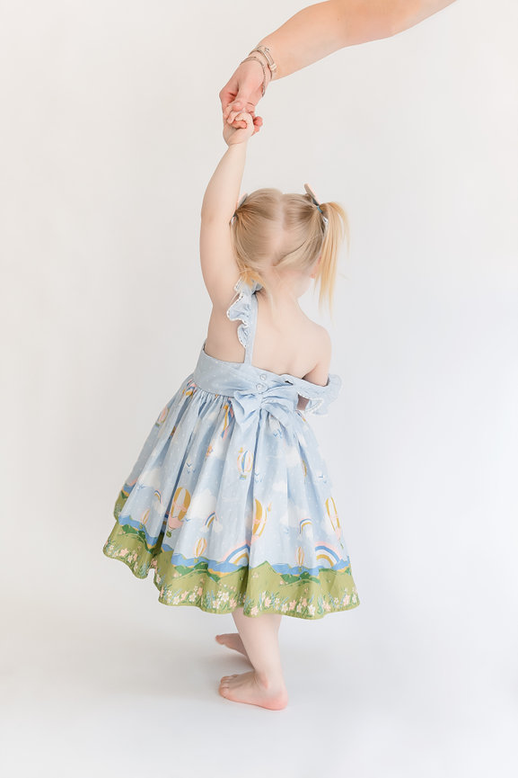 girl photoshoot, milestone photography, children's photographer, in studio photoshoot, la crosse wisconsin photographer, onalaska wisconsin photographer