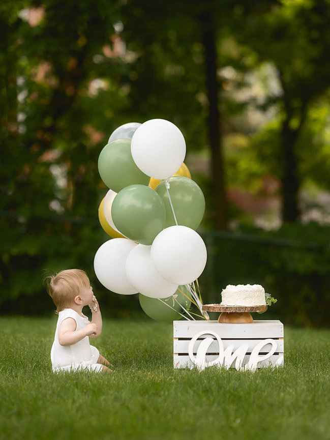 connecticut baby photographer, baby photography near me, baby portraits connecticut, milestone portrait sessions near me, best Connecticut baby photographer, baby portrait studio Waterbury CT