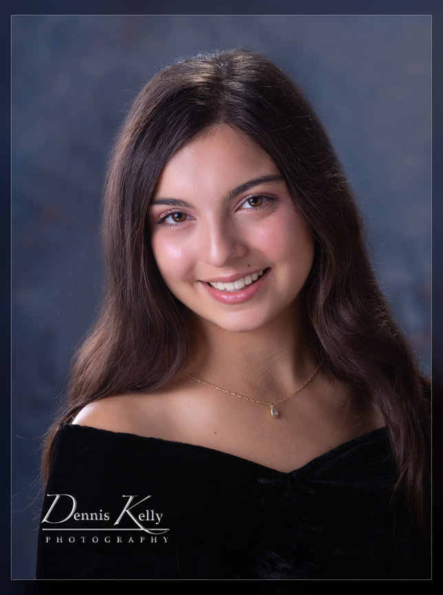 What to Wear for Your Senior Portrait - Dennis Kelly Photography