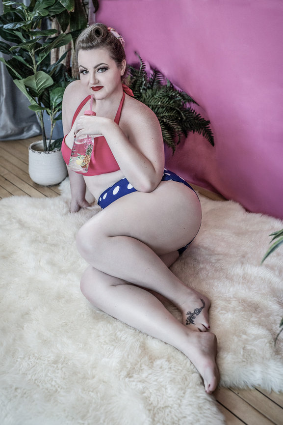 Professional portrait photography in Grand Rapids, MI for women and small businesses seeking a refined look.