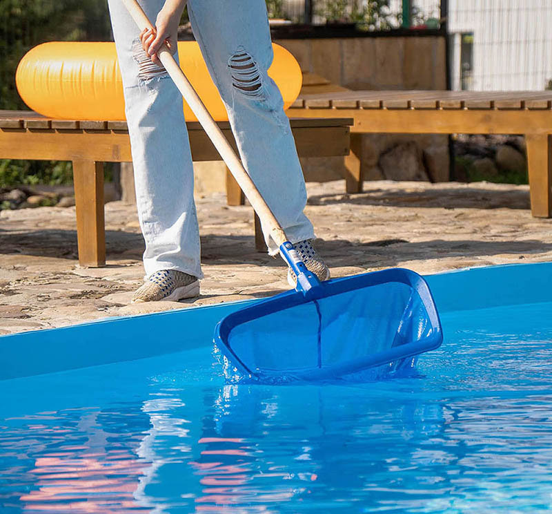 Professional weekly pool cleaning service