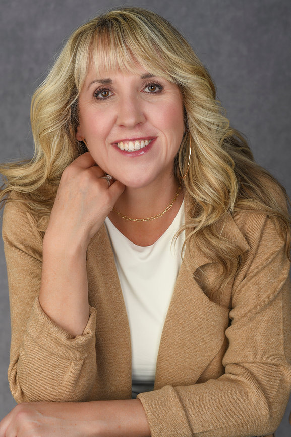 Portrait Photographer, Pamela Dunn-Parrish