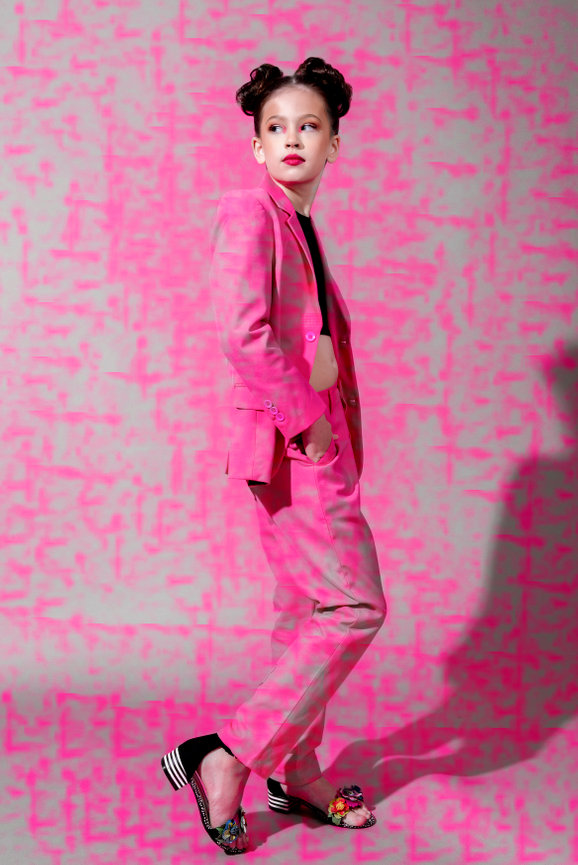 Young girl in pink, young female fashion model, fashion photography, Photography by Heather Raub of FrontRoom Images