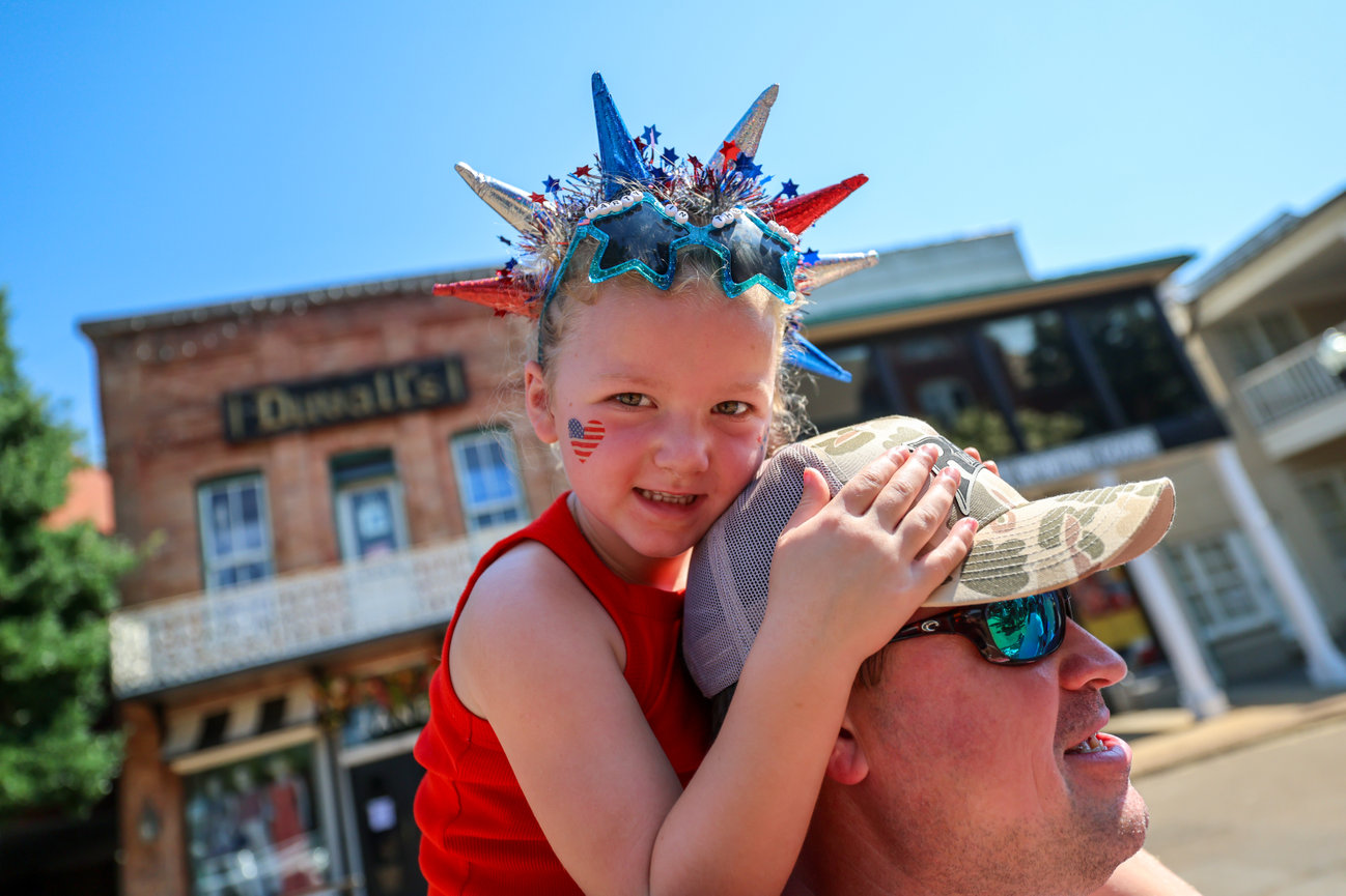 Professional photography in Oxford, Mississippi designed to elevate the 4th of July in Oxford page.