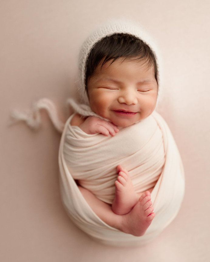 best Costa Mesa newborn photographer, Costa Mesa maternity photographer, Costa Mesa baby photographer, newborn portraits Costa Mesa, baby portraits Costa Mesa, maternity portraits Costa Mesa