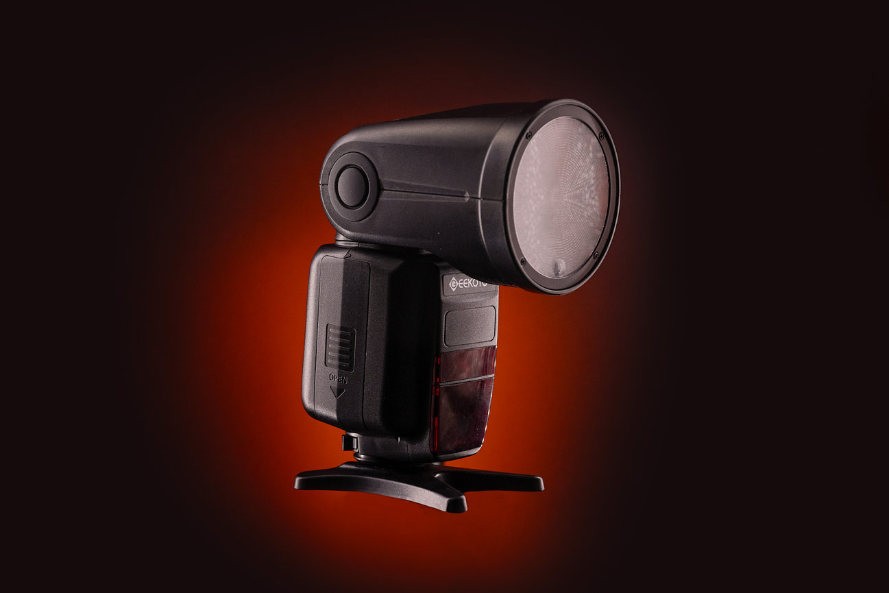 Shop Off Camera Flash Equipment from Geekoto US