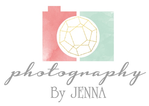 Photography By Jenna Logo